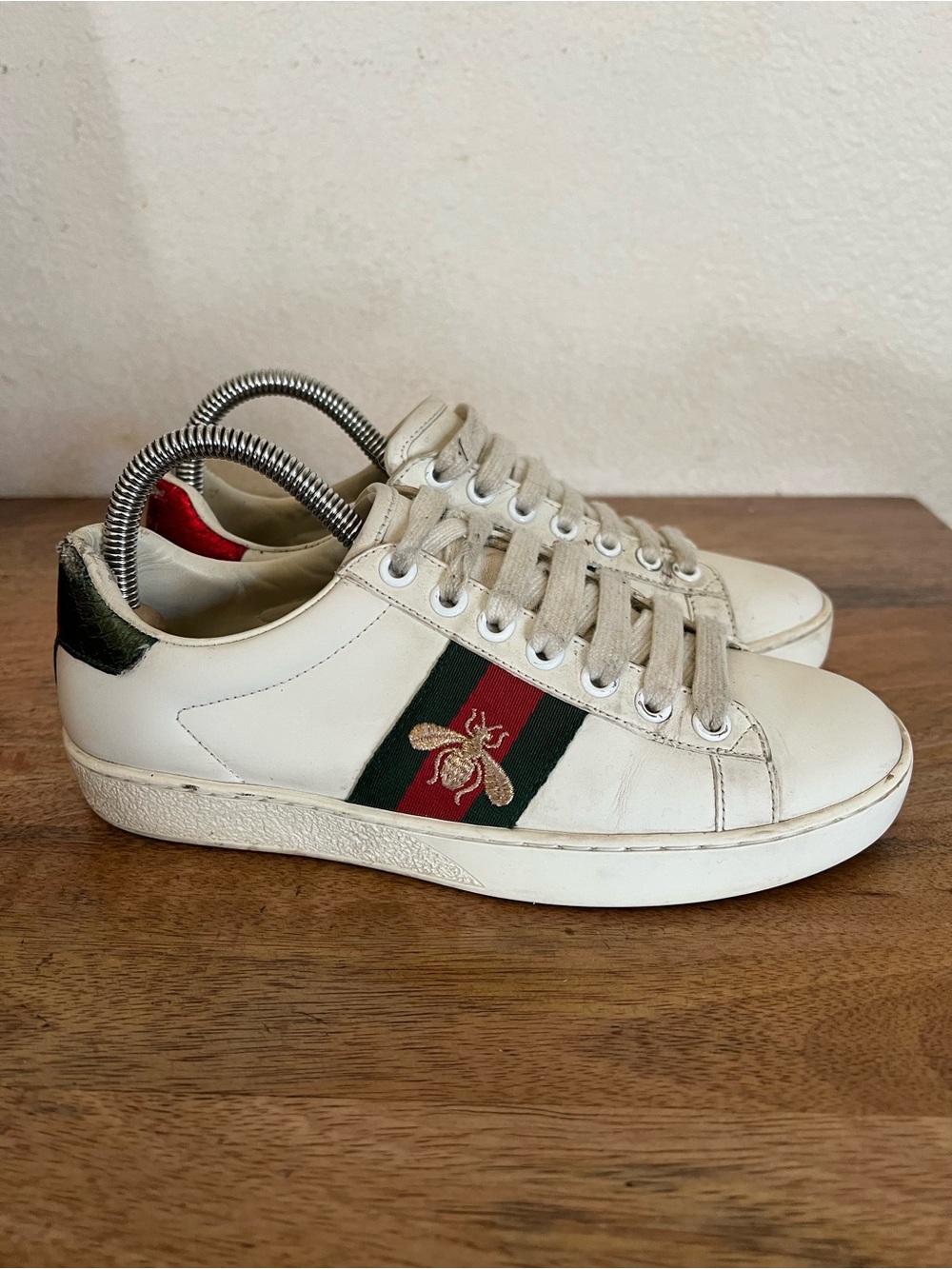 Gucci New Ace Bee Embroidered White Sneakers Size 36
